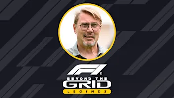 米卡·哈基宁 (Mika Hakkinen) 讲述他从恐怖事故中令人难以置信的恢复情况