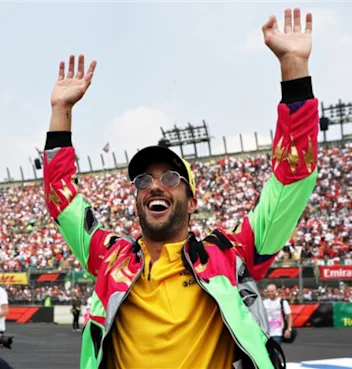 丹尼尔·里卡多（Daniel Ricciardo）如何成为F1的快乐时尚偶像