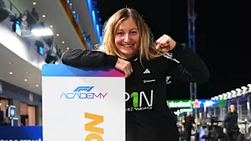 Pin 荣获 2025 年 F1 学院冠军