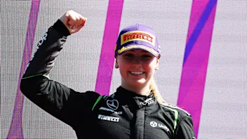 Westcott dominates to take maiden F1 ACADEMY win