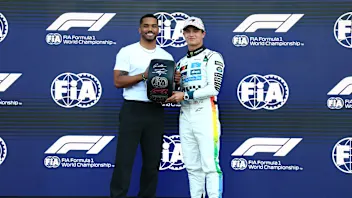 诺里斯结束迈凯伦墨西哥杆位荒