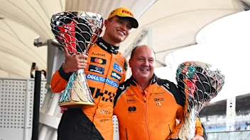 诺里斯追平皮亚斯特里 2025 年圣保罗获胜纪录