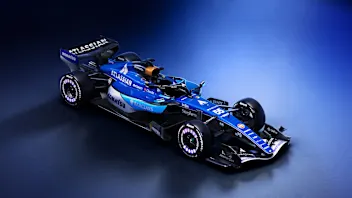 威廉姆斯车队展示 2026 F1 赛季的新涂装