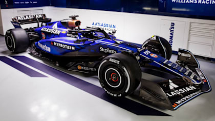 首先看：威廉姆斯揭开新2025年的新汽车，因为FW47中断在Silverstone