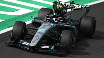 安东内利在荷兰大奖赛 FP1 中领先诺里斯和拉塞尔