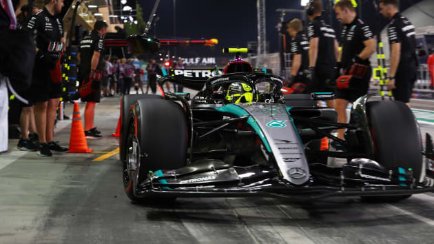 FP2：汉密尔顿从拉塞尔最快，梅赛德斯在巴林的第二次练习中领先