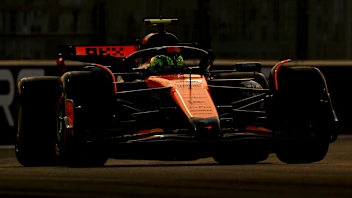 阿布扎比 FP2 比赛中诺里斯领先维斯塔潘