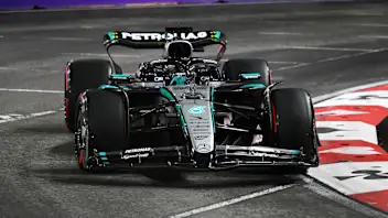 拉塞尔在拉斯维加斯最后一次训练中跑得最快