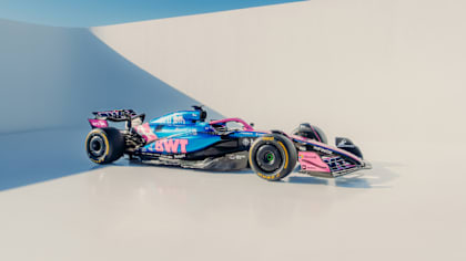 画廊：Alpine揭开2025年季节制服F1 75 Live