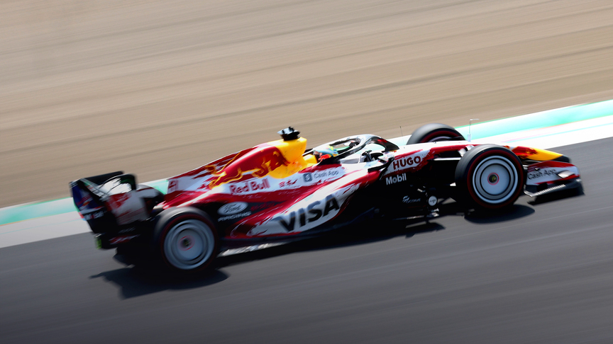 观看安东内利冲向铃鹿杆位的精彩集锦