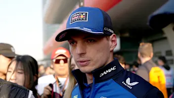 维斯塔潘对中国冲刺排位赛的“灾难”日表示遗憾