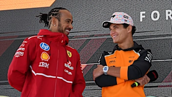 诺里斯“愿意”在 2026 年与汉密尔顿交锋