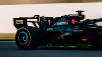 诺里斯分享了跑一号的“超现实感觉”