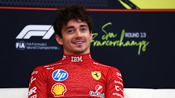 verstappen在水疗中心的“高压”上的leclerc