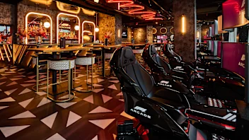 F1 车迷的情人节约会创意