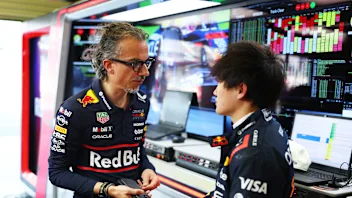 红牛将“花更多时间”制定 2026 年阵容 – Mekies