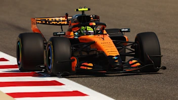 诺里斯在巴林最后测试的第二天早上领先