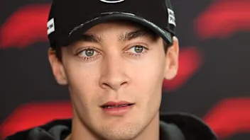 拉塞尔对梅赛德斯领先于日本的统治地位的威胁保持警惕