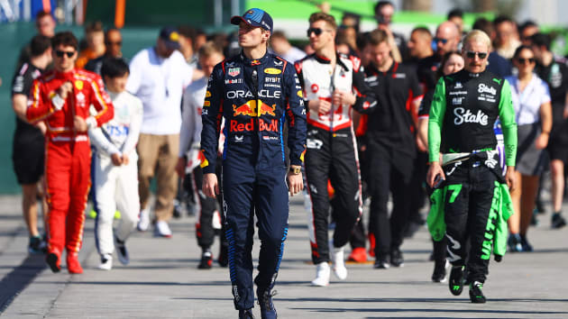 PADDOCK Insider：2024 F1 赛季已经到来，追逐者们似乎正在向红牛靠拢