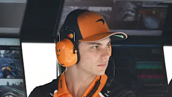 皮亚斯特里坚称他正在阿布扎比“在 FP2 的第 11 场比赛中‘站稳脚跟’”