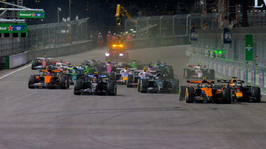 观看拉斯维加斯大奖赛比赛开始，诺里斯跑出跑道