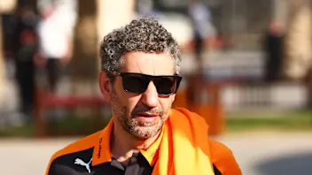 斯特拉：法拉利和梅赛德斯是“要击败的车队”