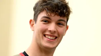 “这辆车太疯狂了！”——阿布扎比表演让贝尔曼充满活力