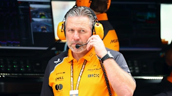 布朗相信迈凯伦在 2026 年将具有“竞争力”