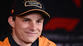 皮亚斯特里评估冠军争夺战的低迷，他寻求维加斯的反击