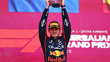 Verstappen在Russell和Sainz上赢得了Azerbaijan GP
