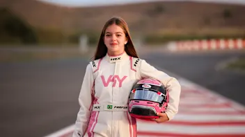 Victoria Farfus sets the pace in 2026 F1 ACADEMY Rookie Test