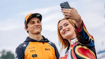 皮亚斯特里成为阿米莉亚·戴莫登伯格在《乘客公主》中的下一任教练