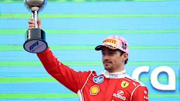 勒克莱尔在日本获得第三名后对安全车的时机感到遗憾