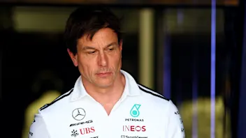 梅赛德斯老板沃尔夫要求在墨西哥有“更强的表现”